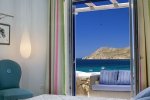 Elia Suites - Mykonos Hotel with a jacuzzi