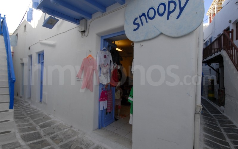 Snoopy - _MYK1240 - Mykonos, Greece