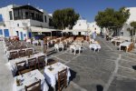 Alefkandra - Mykonos Tavern serving dinner