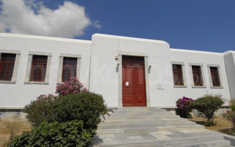 Archaeological Museum - Archaeological Museum Mykonos - Mykonos, Greece Archaeological Museum - _MYK1735 - Mykonos, Greece