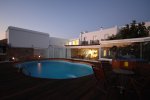 Thomas Hotel - Mykonos Hotel with a childrens playground