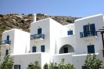 Tagoo Studios - Mykonos Rooms & Apartments with a swimming pool